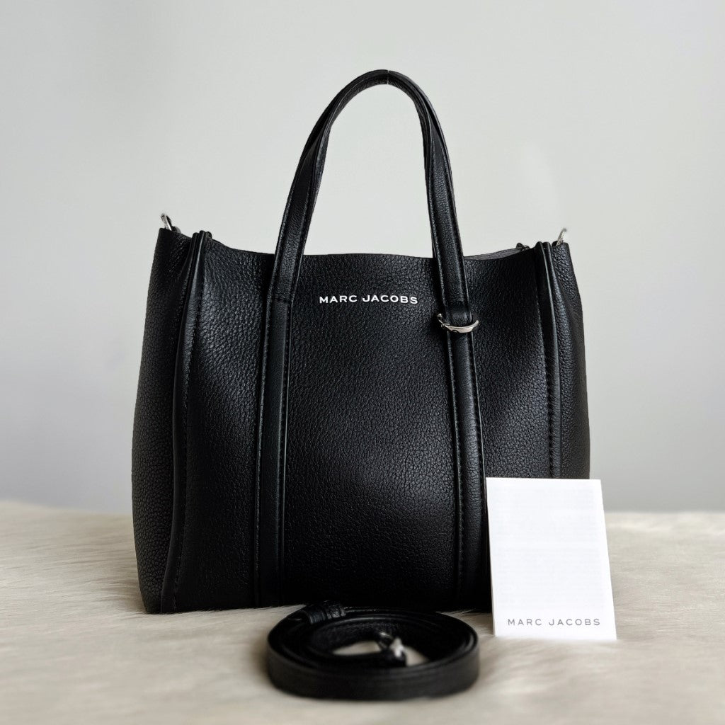 Marc Jacobs Black Leather Front Logo 2 Way Shoulder Bag Like New