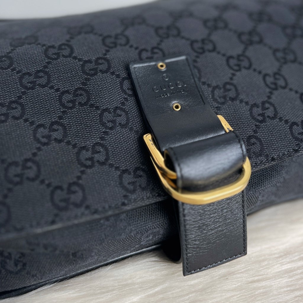 Gucci Black Double G Monogram Buckle Detail Shoulder Bag