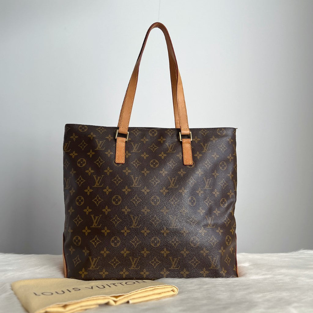 Louis Vuitton Signature Monogram Cabas Mezzo Shoulder Bag