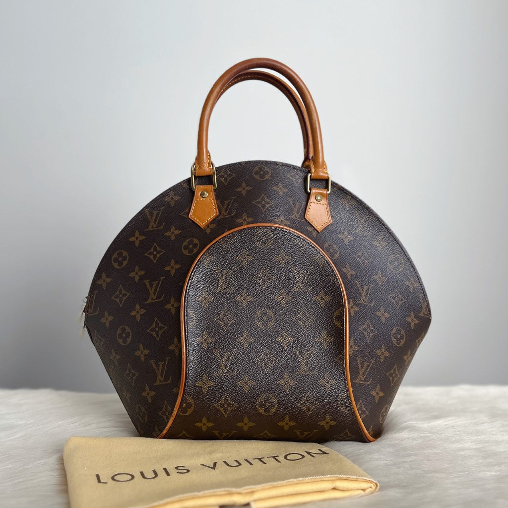 Louis Vuitton Iconic Monogram Ellipse MM Tote Bag