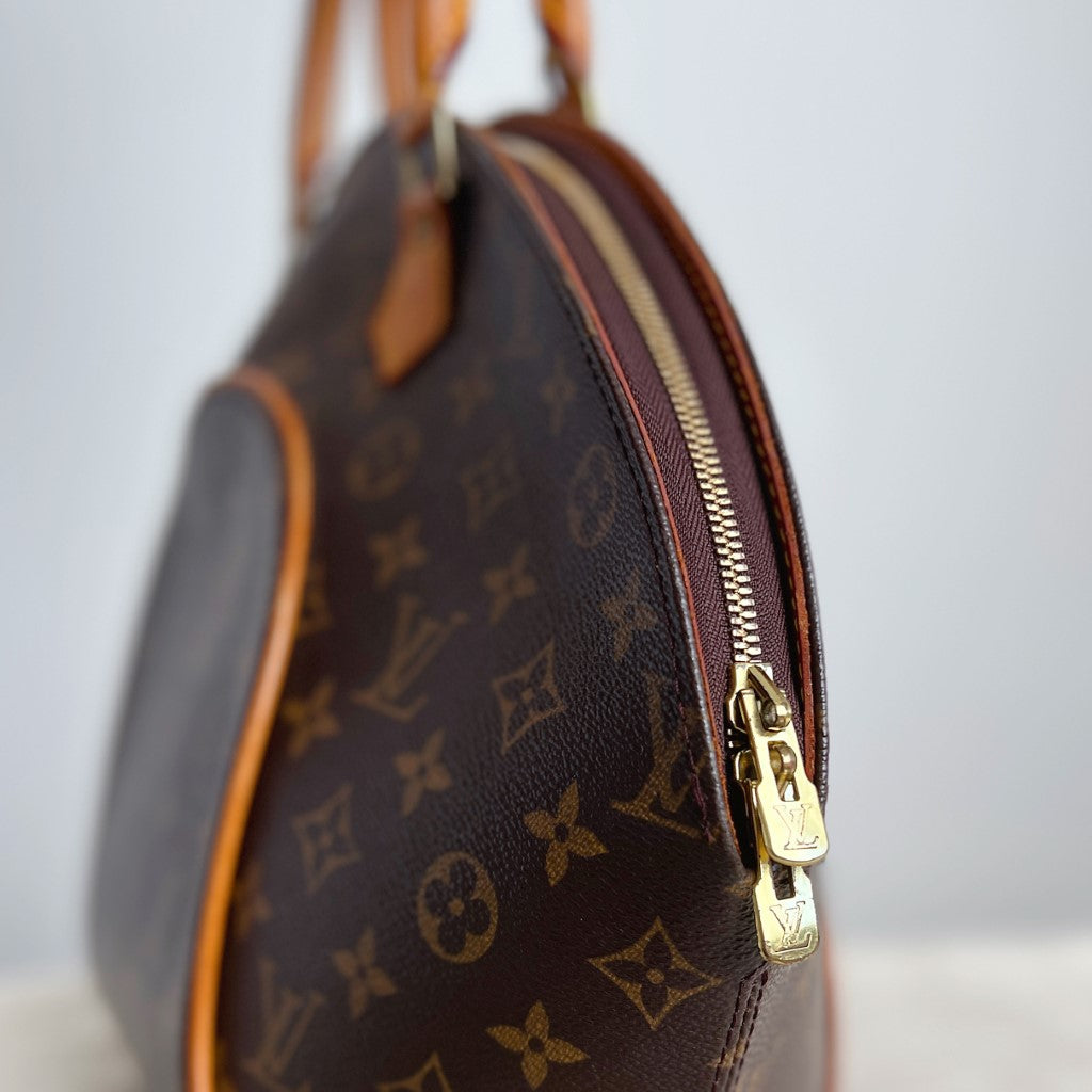 Louis Vuitton Iconic Monogram Ellipse MM Tote Bag