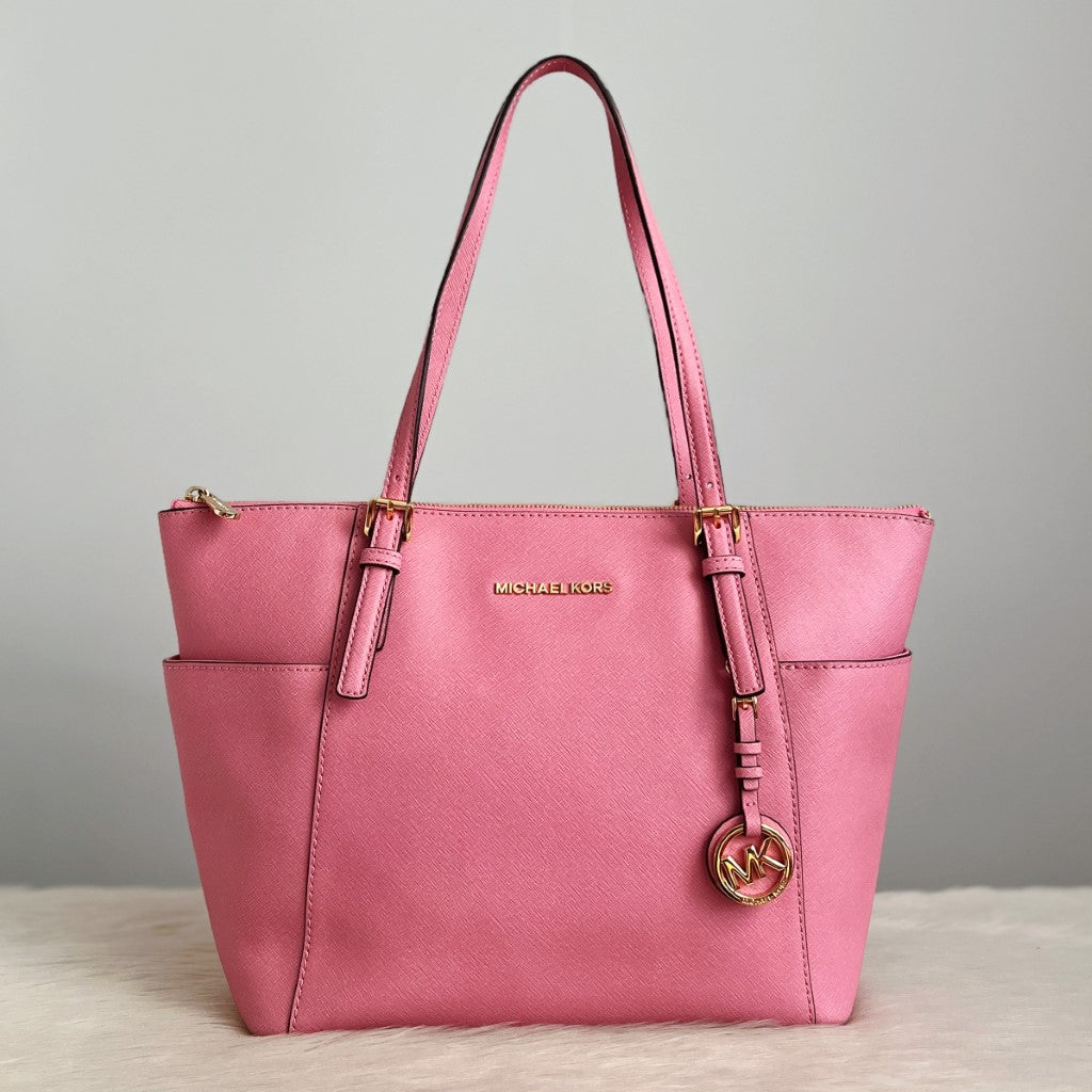 Michael Kors Pink Leather MK Charm Career Shoulder Bag Excellent