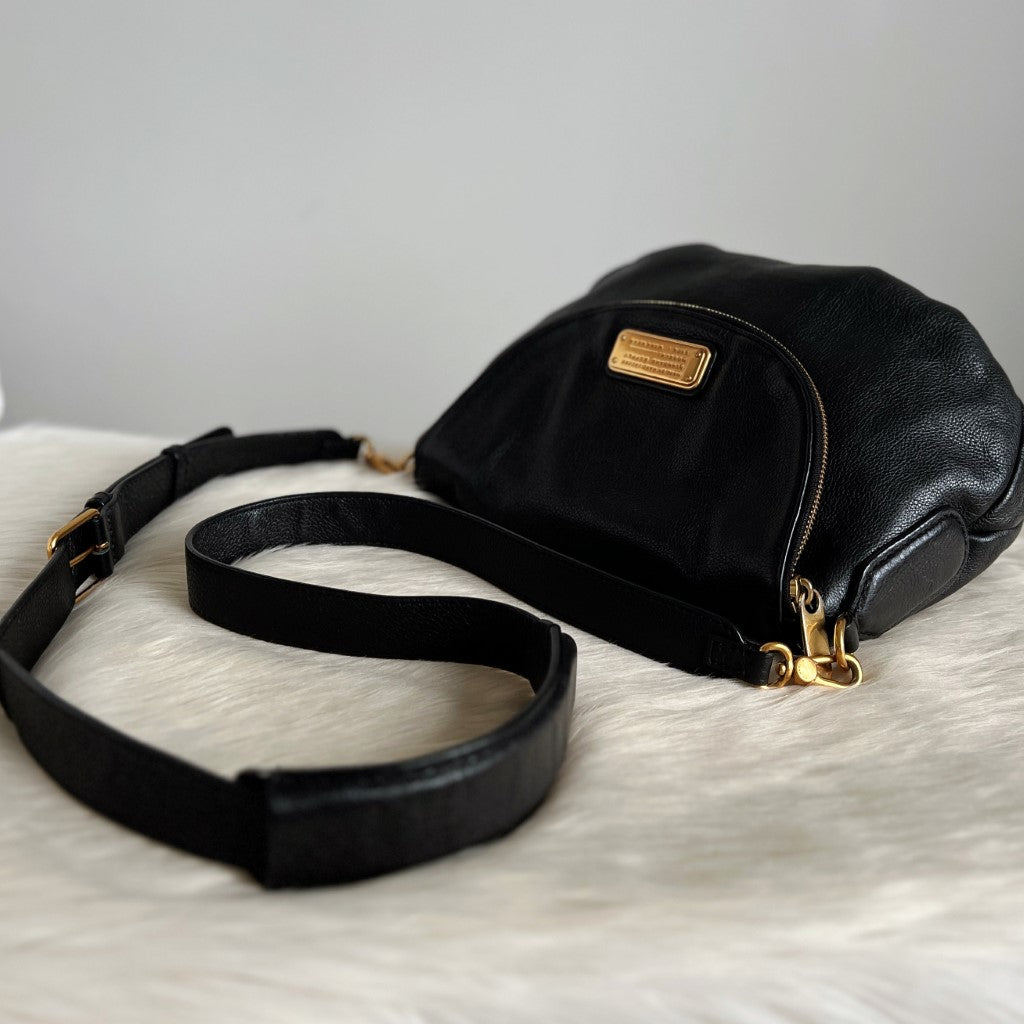 Marc Jacobs Black Leather Pebbled Crossbody Shoulder Bag