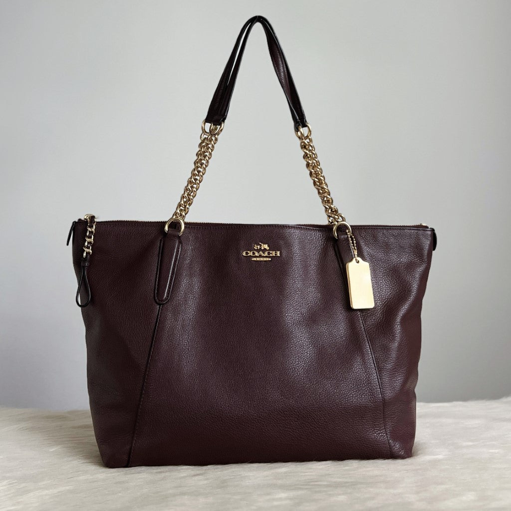 Coach Chocolate Leather Chain Detail Career Shoulder Bag