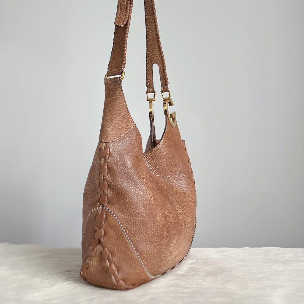 Gucci Caramel Leather Signature G Pleated Detail Shoulder Bag