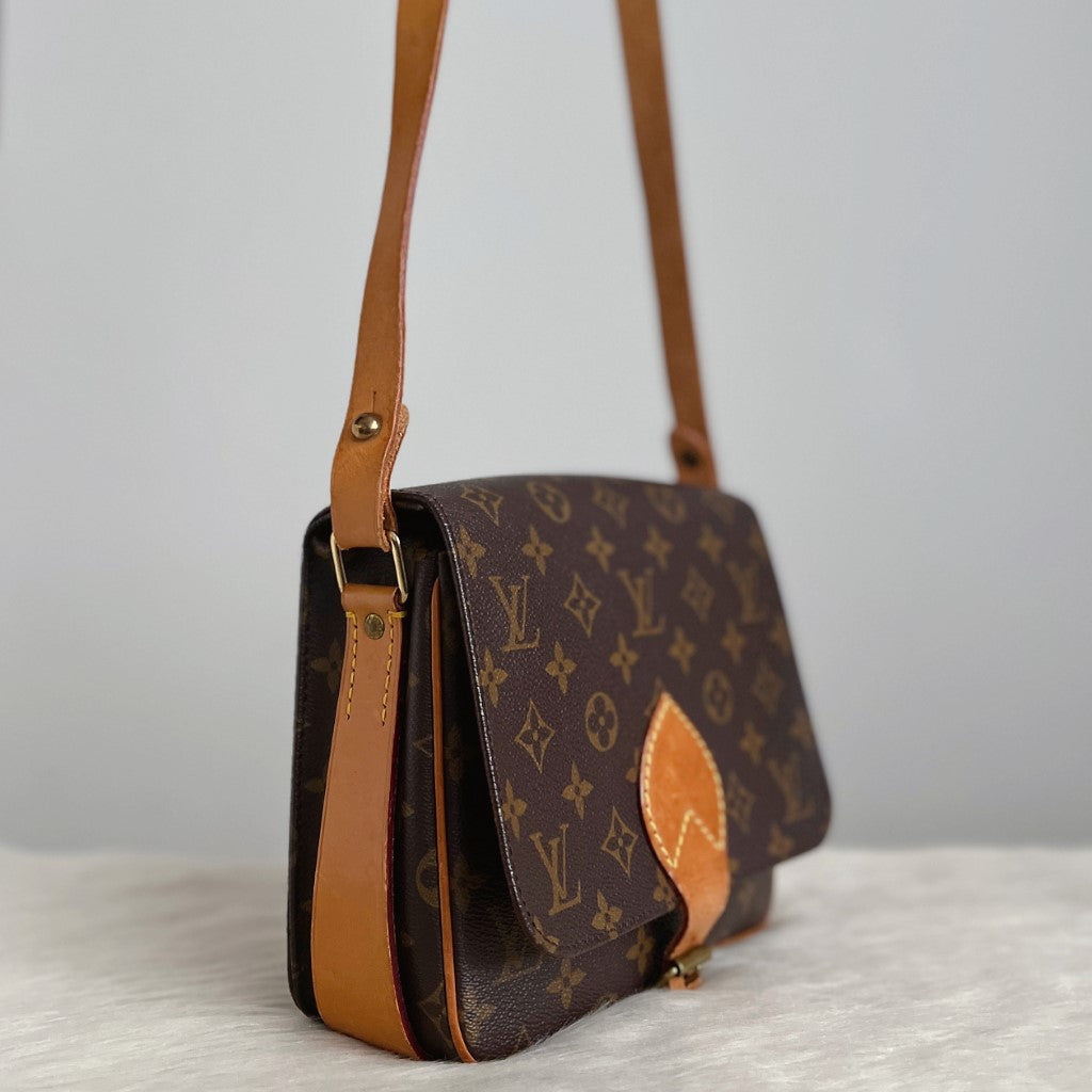 Louis Vuitton Signature Monogram Cartouchiere MM Crossbody Shoulder Bag