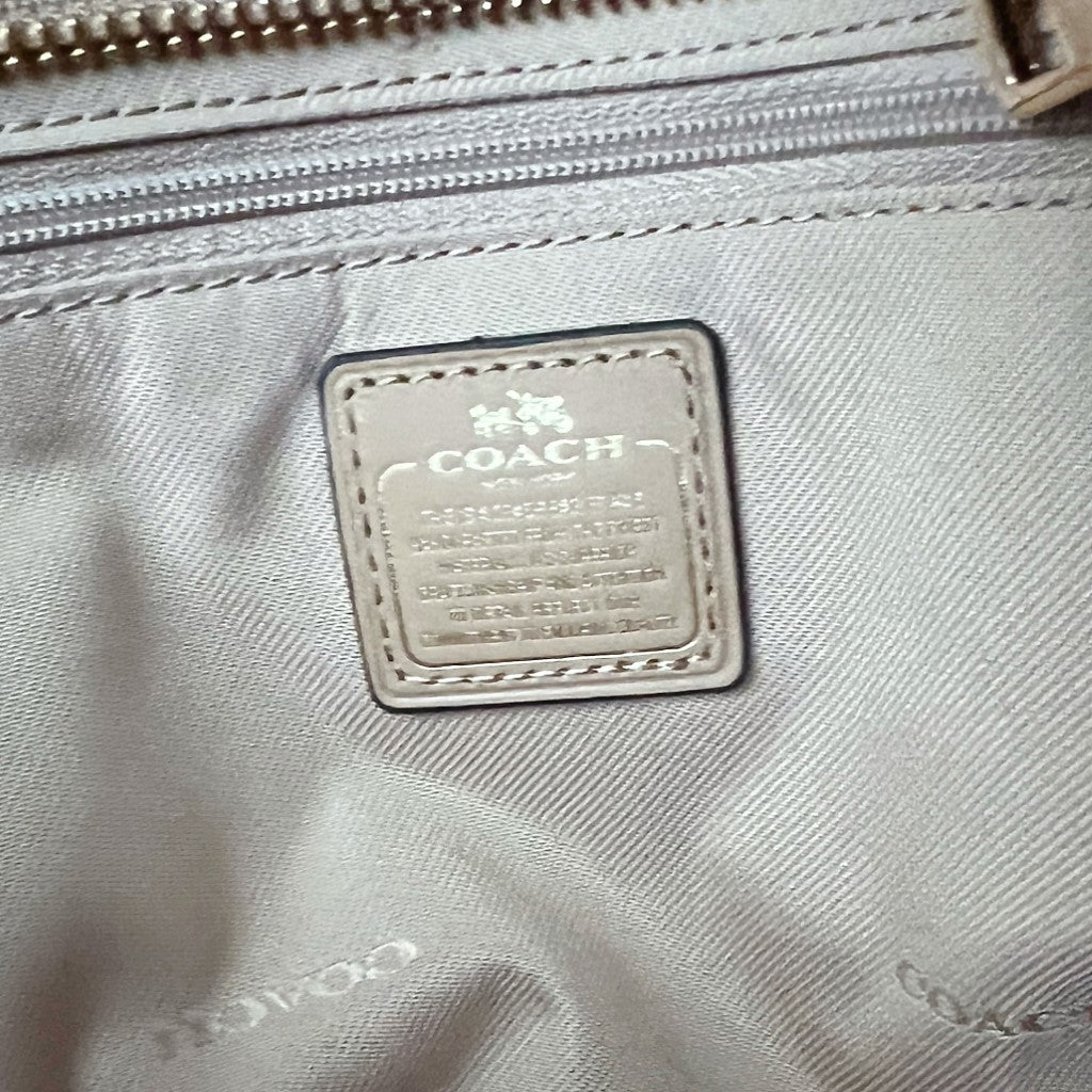 Coach Two Tone Leather Front Turn Lock Detail 2 Way Shoulder Bag