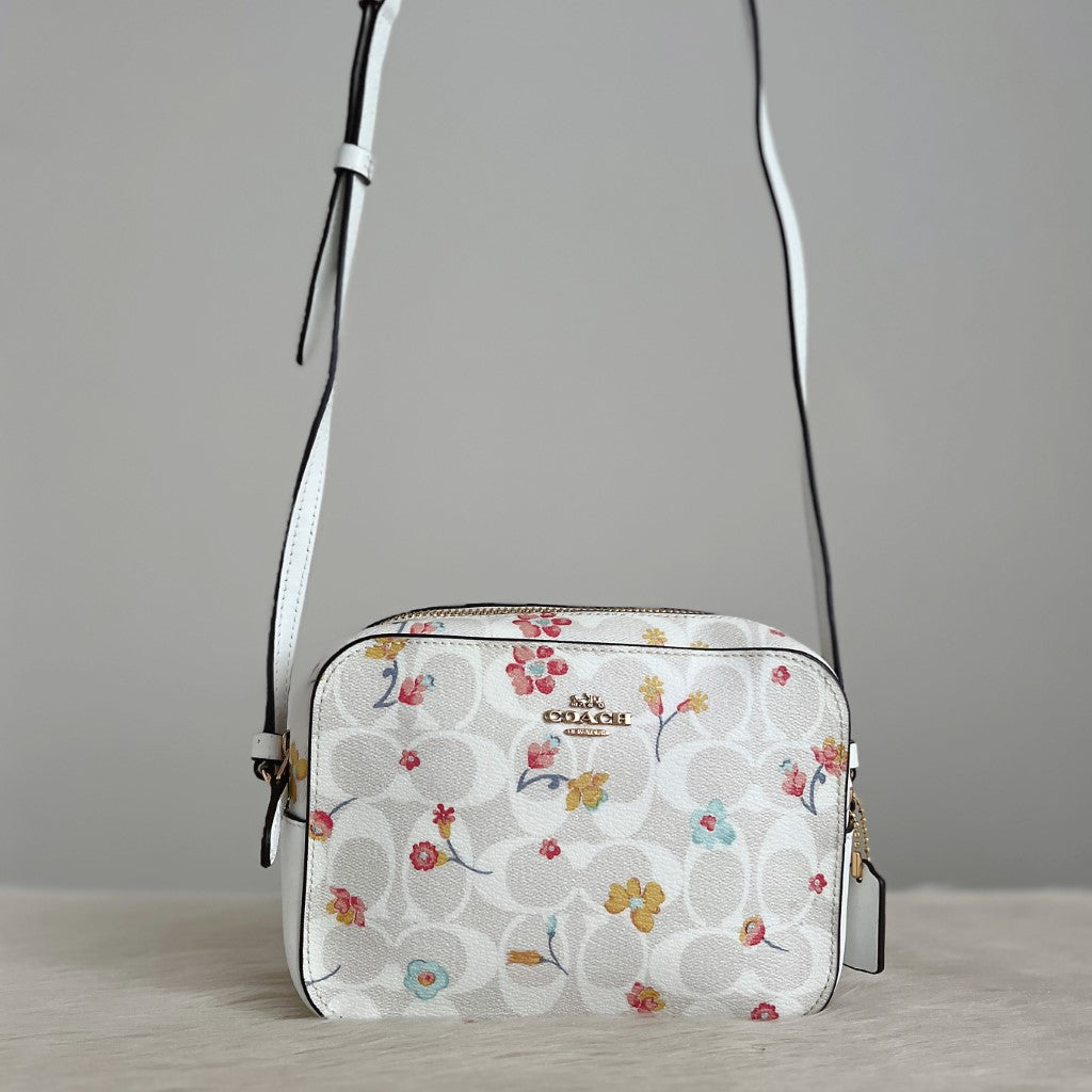 Coach White Leather Floral Detail Crossbody Shoulder Bag Like New