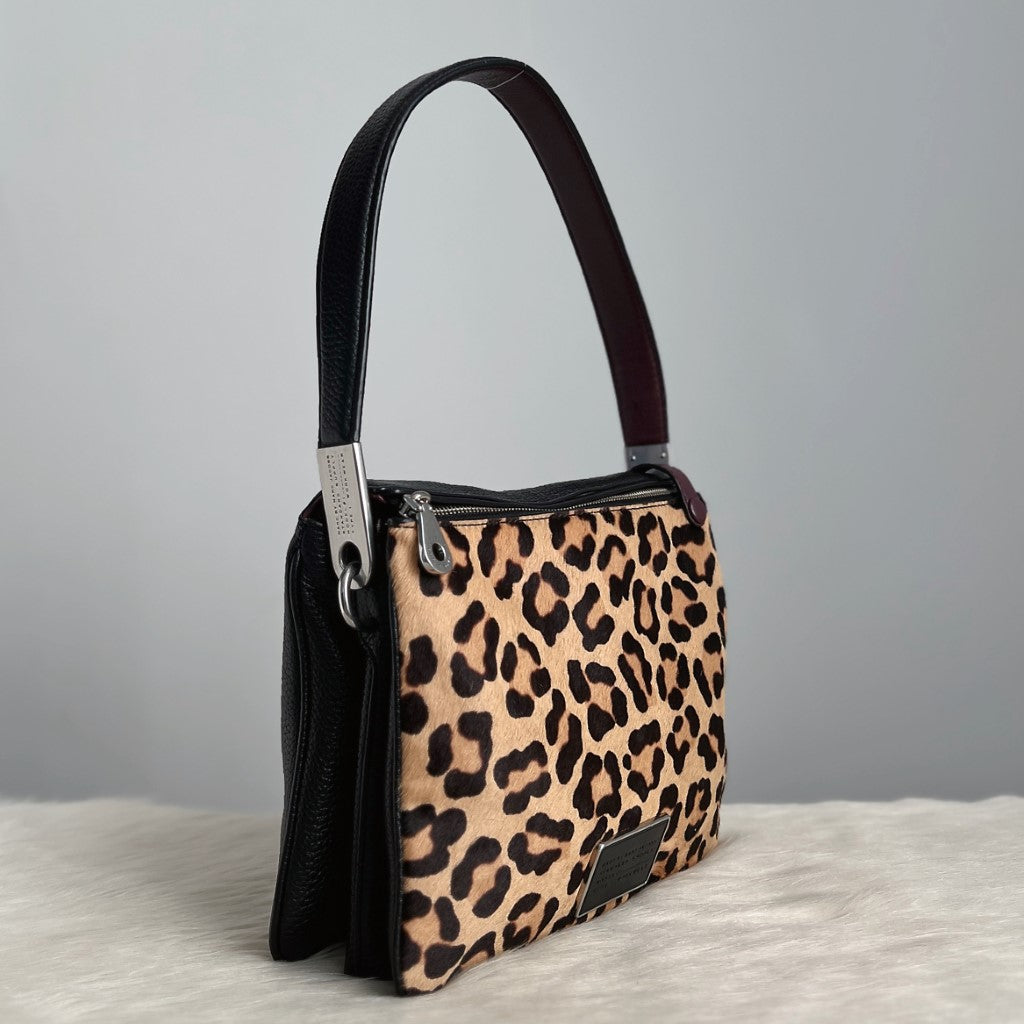 Marc Jacobs Black Leather Leopard Patchwork Front Logo Shoulder Bag Excellent