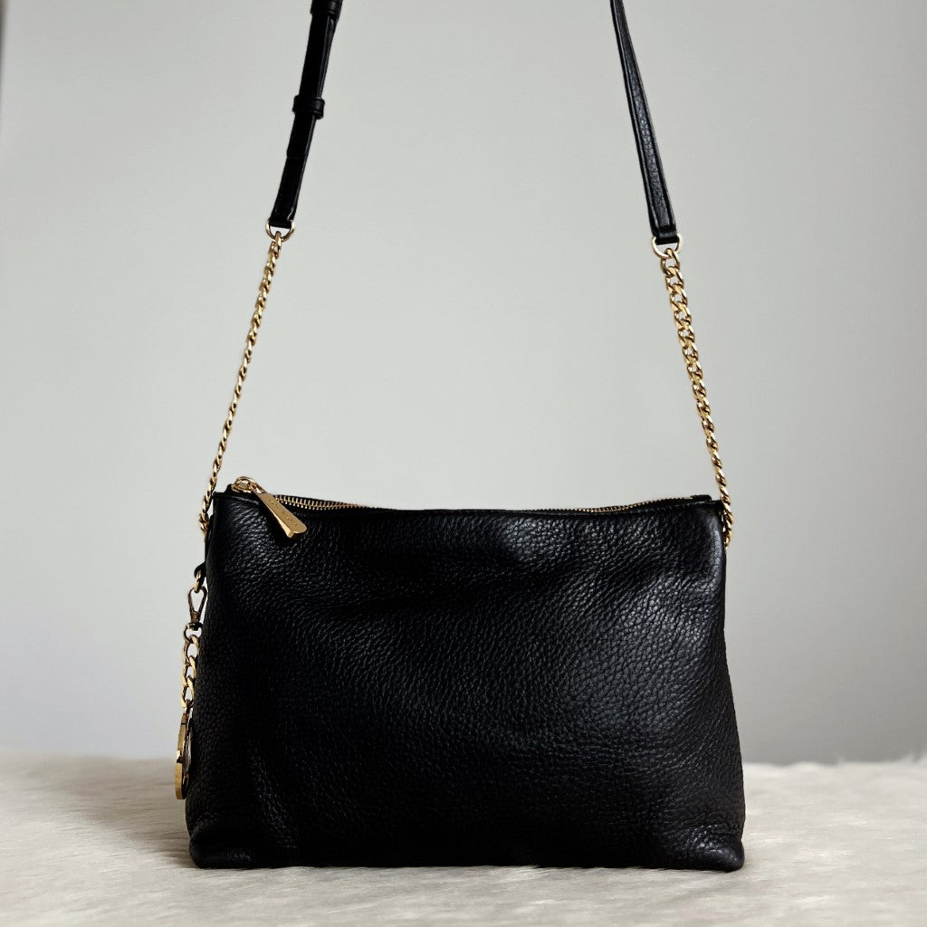 Michael Kors Black Leather Gold Chain Detail Crossbody Shoulder Bag Excellent