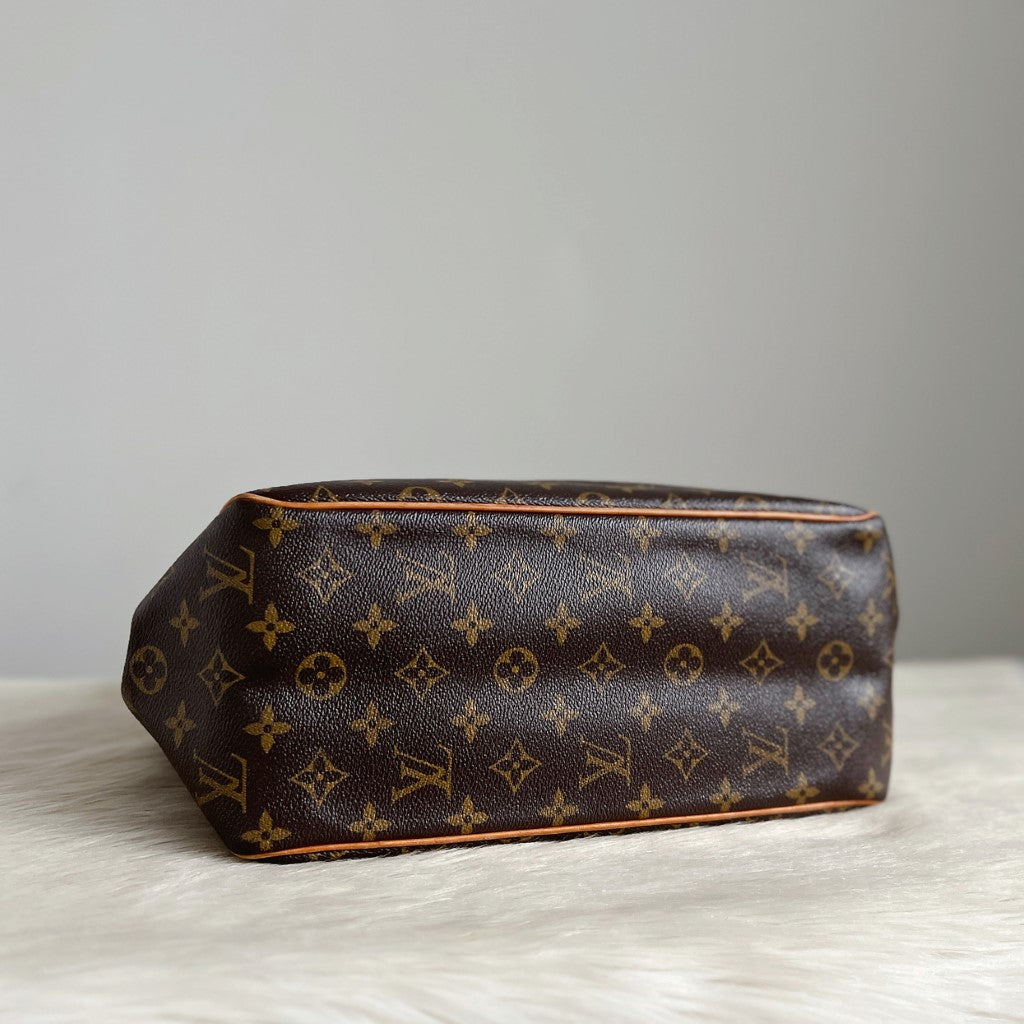 Louis Vuitton Signature Monogram Batignolles Vertical Shoulder Bag