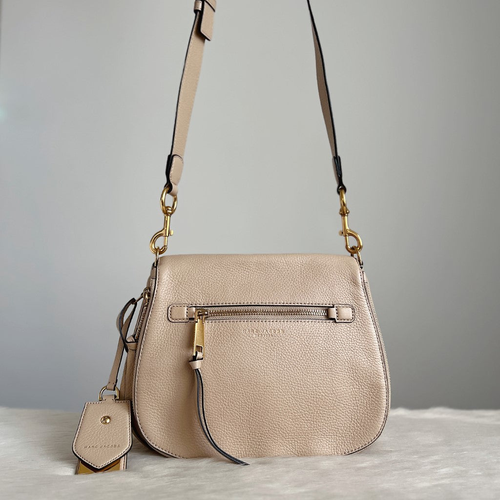 Marc Jacobs Beige Leather Chunky Charm Crossbody Shoulder Bag Like New