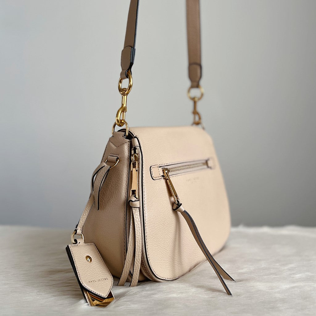 Marc Jacobs Beige Leather Chunky Charm Crossbody Shoulder Bag Like New