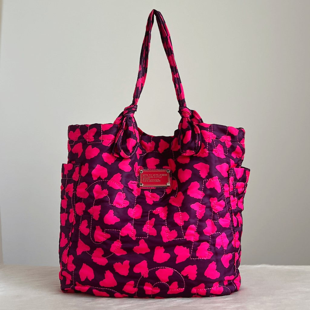 Marc Jacobs Heart Pattern Holiday Shoulder Bag