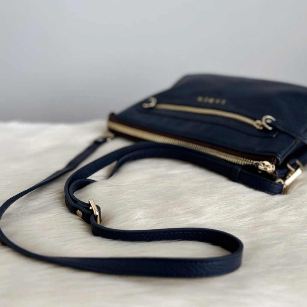 Saben Navy Leather Triple Compartment Crossbody Shoulder Bag Excellent