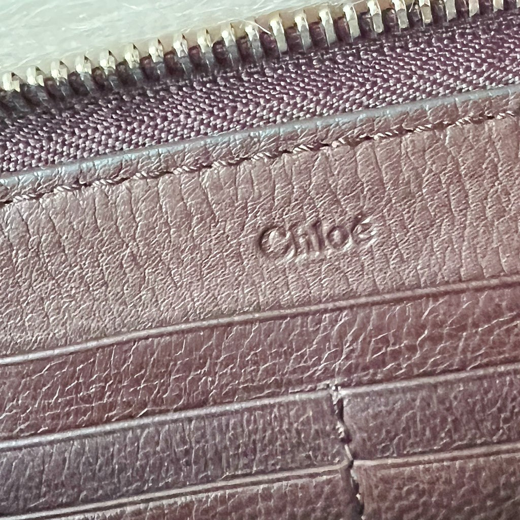 Chloe Chocolate Leather Front Detail Paddington Long Wallet Excellent