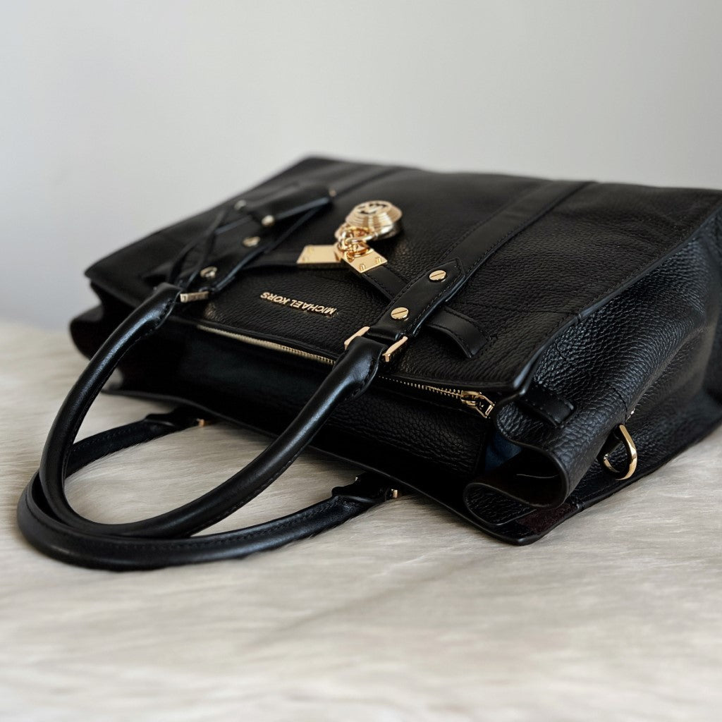 Michael Kors Black Leather Lock Detail Career 2 Way Shoulder Bag Like New