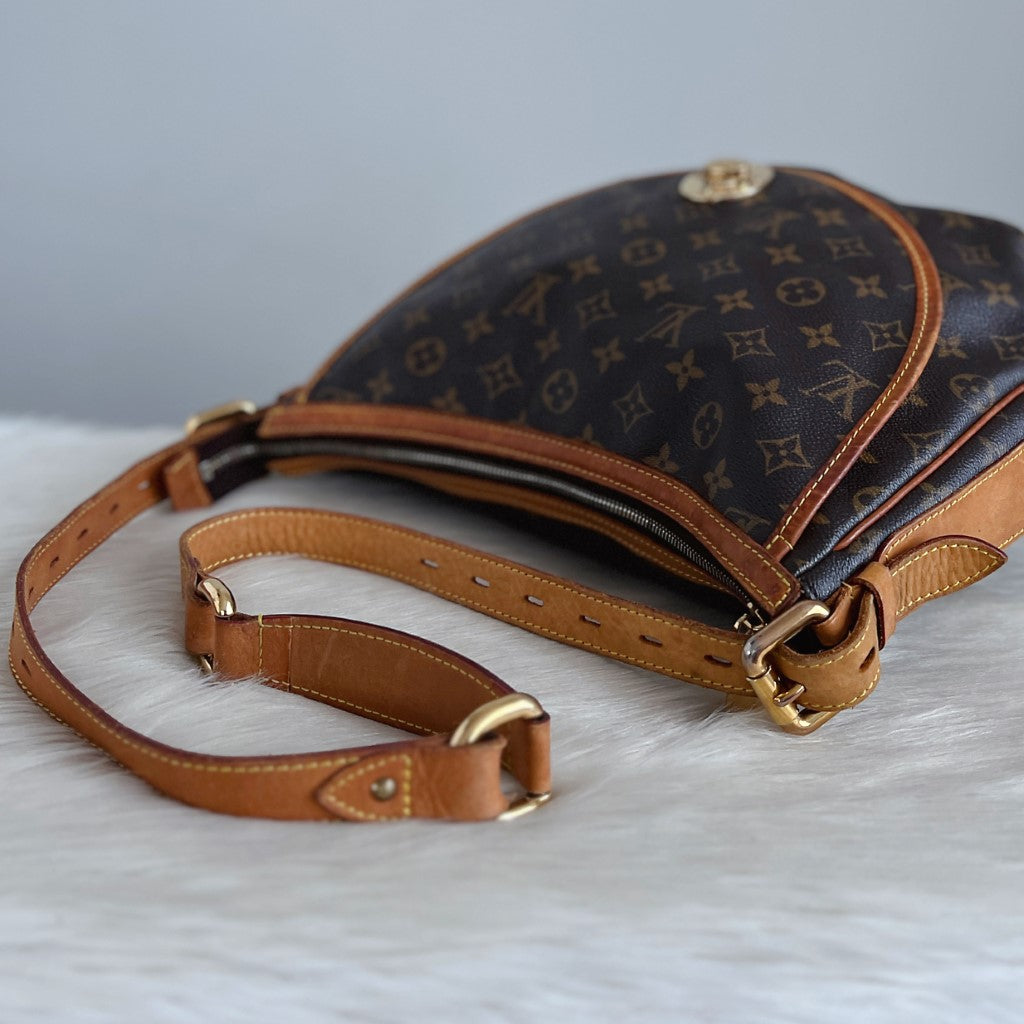 Louis Vuitton Monogram Tulum GM Crossbody Shoulder Bag