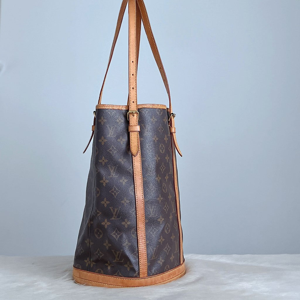 Louis Vuitton Signature Monogram Bucket GM Shoulder Bag