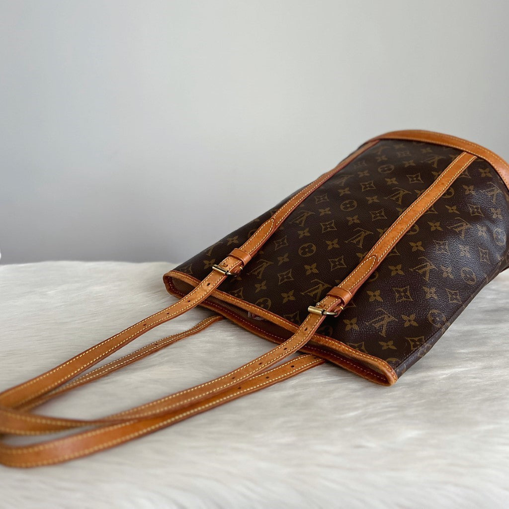 Louis Vuitton Signature Monogram Bucket GM Shoulder Bag