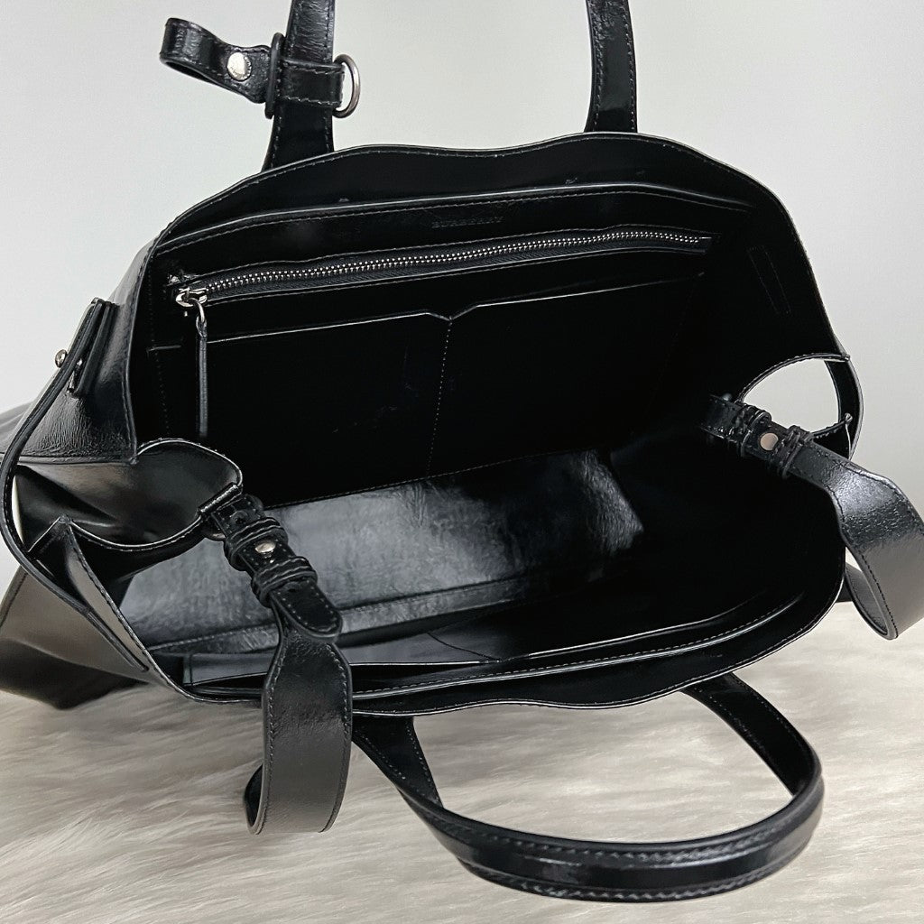 Burberry Patent Black Leather Oversized Weekend 2 Way Shoulder Bag Like New