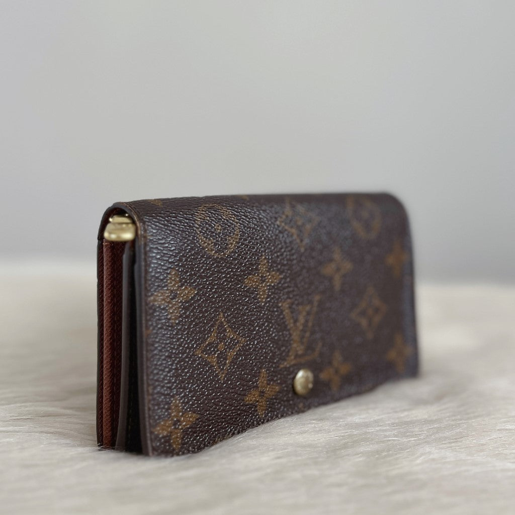 Louis Vuitton Monogram Classic Zip Compartment Wallet