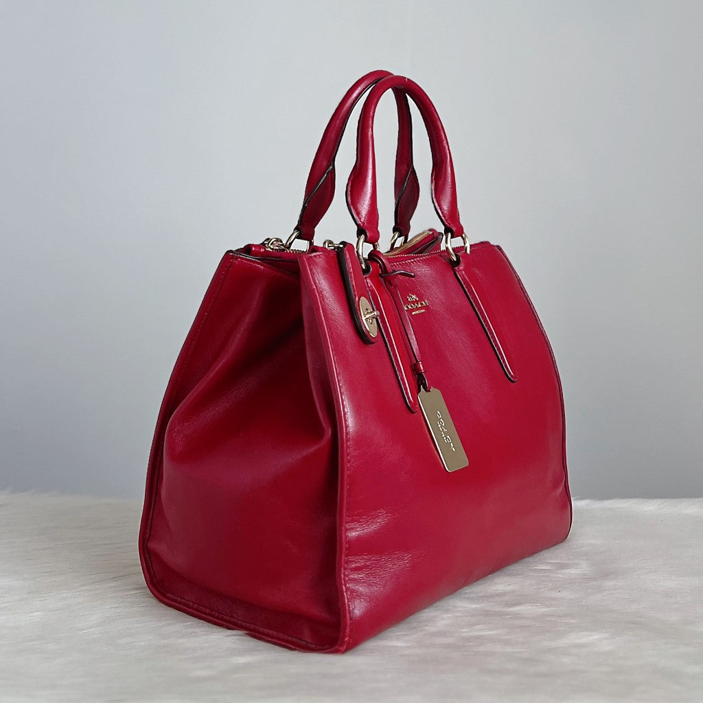 Coach Red Leather Front Logo Triple Compartment 2 Way Shoulder Bag