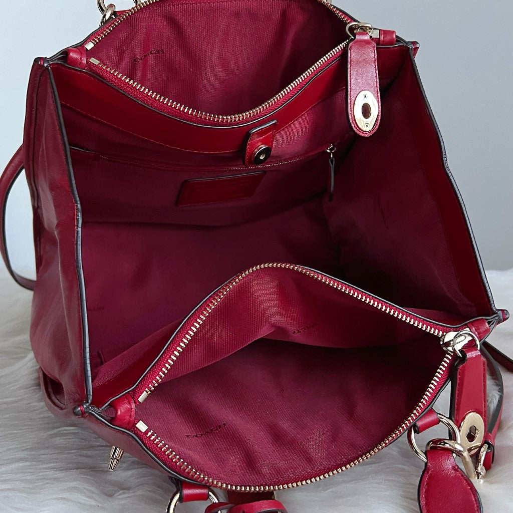 Coach Red Leather Front Logo Triple Compartment 2 Way Shoulder Bag