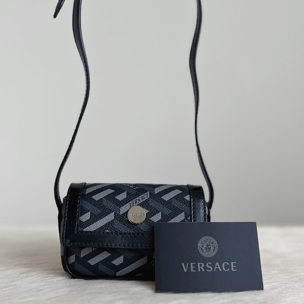 Versace Black Leather Patterned Credit Card Mini Crossbody Shoulder Bag Excellent