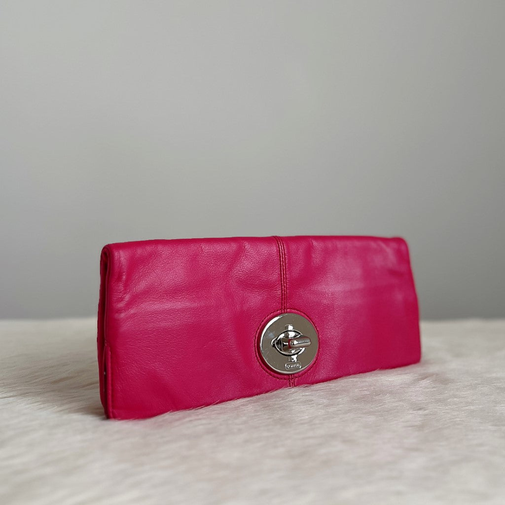 Coach Fuchsia Leather Turn Lock Fold Clutch Bag Excellent