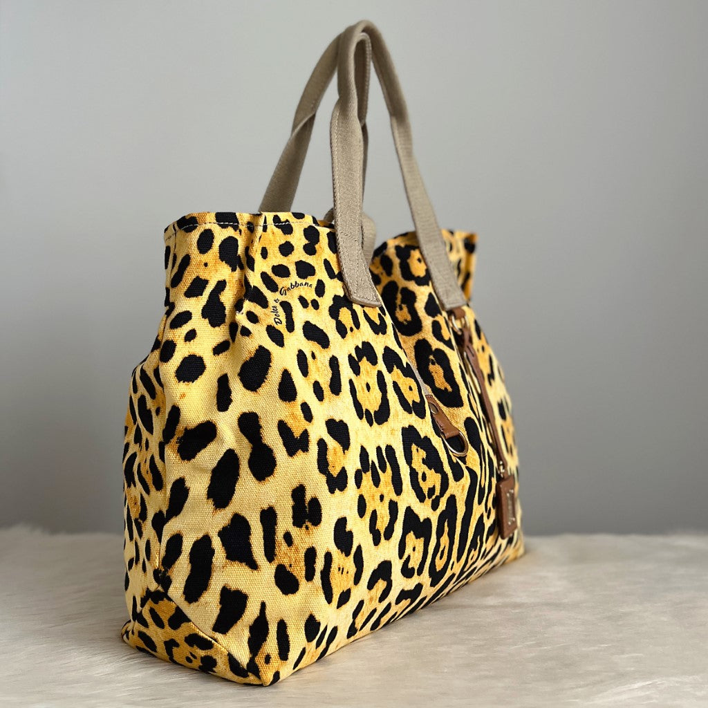 Dolce & Gabbana D&G Oversized Leopard Pattern Carryall Shoulder Bag Excellent