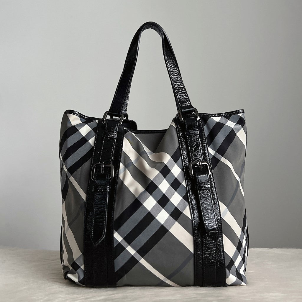 Burberry Patent Black Leather Check Pattern Carryall Shoulder Bag Excellent