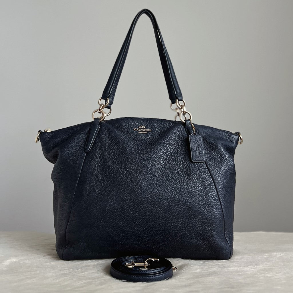 Coach Dark Navy Leather Front Logo Chain Detail 2 Way Shoulder Bag