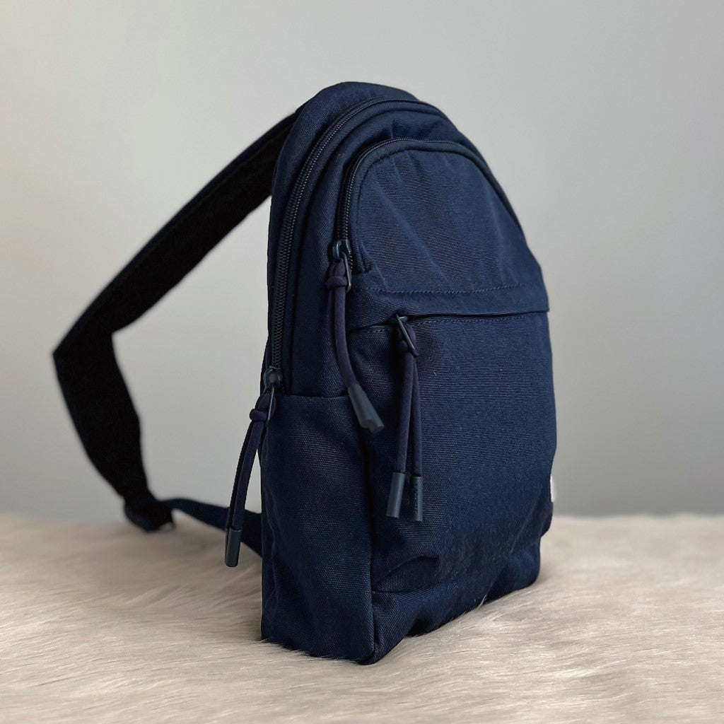 Lacoste Navy Double Compartment Single Shoulder Backpack Like New