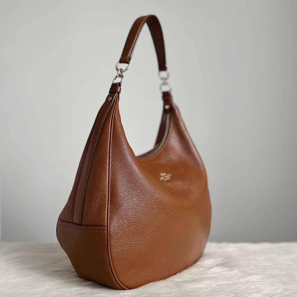 Coach Caramel Leather Chain Detail Half Moon Slouchy Shoulder Bag