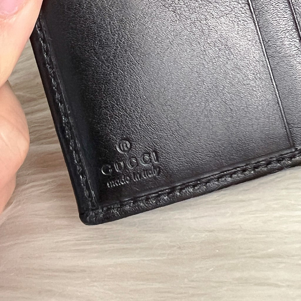 Gucci Black Leather Double G Monogram Coin Compartment Fold Wallet Excellent