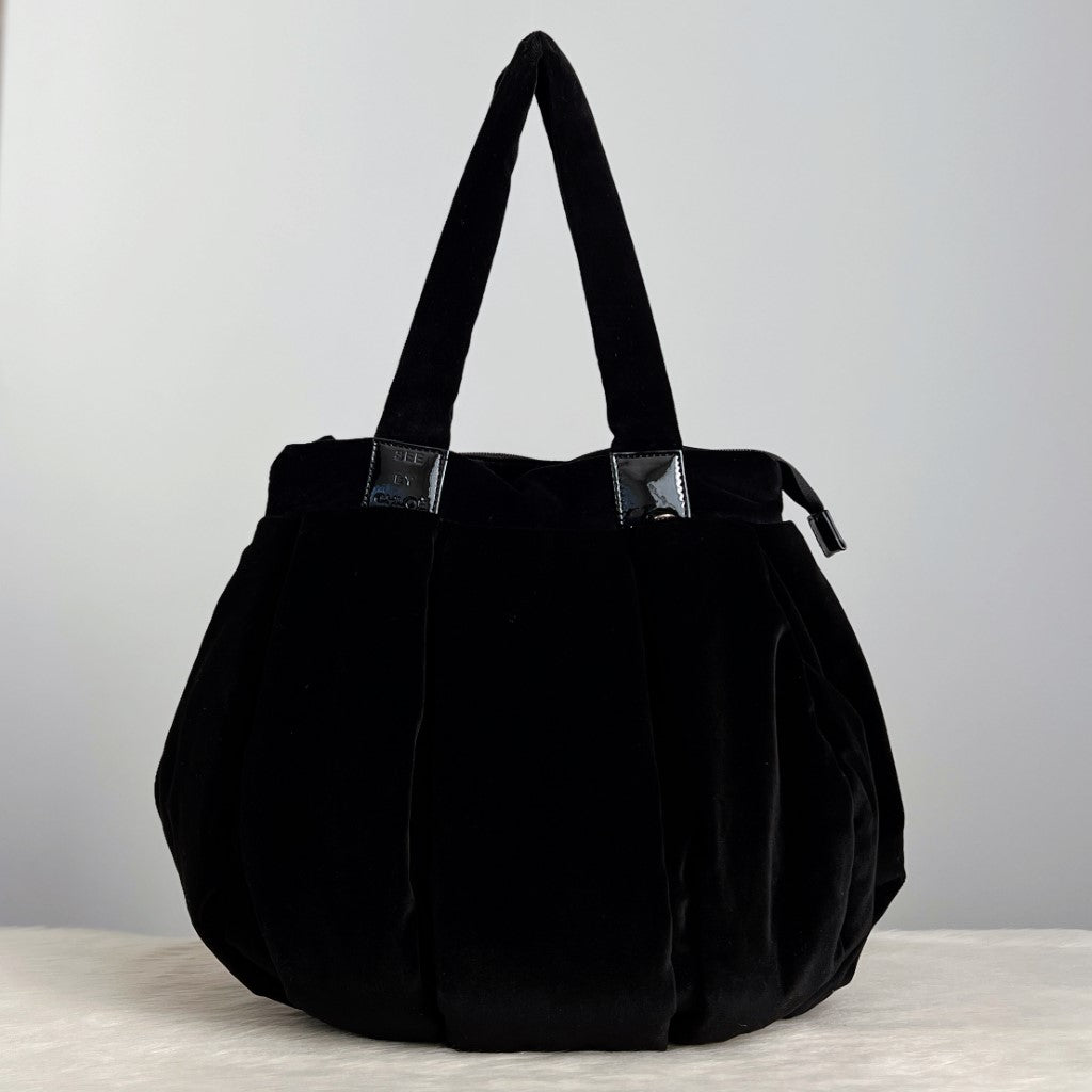 See by Chloe Black Joy Rider Puffy Large Shoulder Bag Excellent