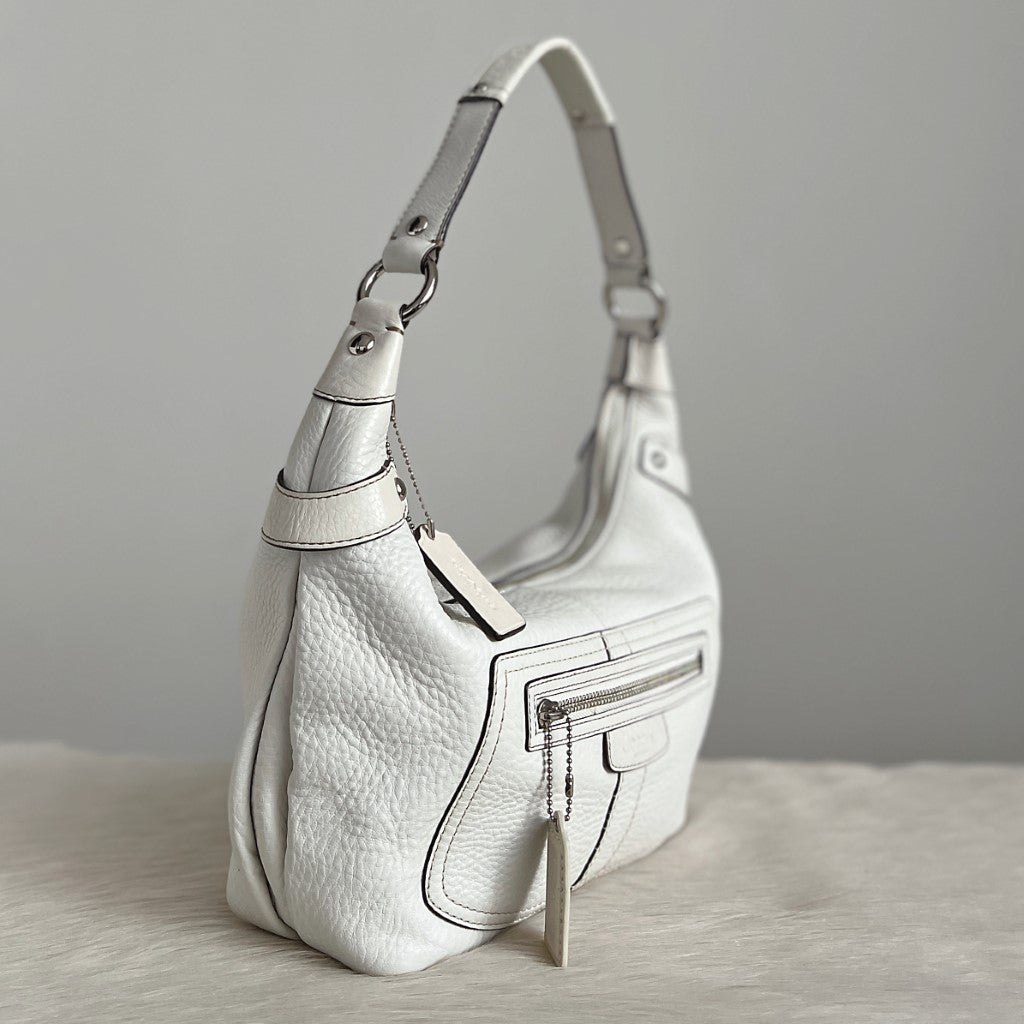 Coach White Leather Front Detail Half Moon Shoulder Bag