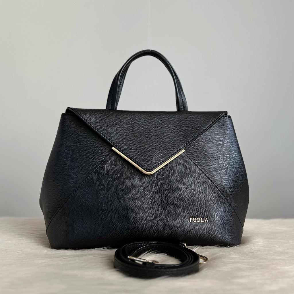 Furla Black Leather Front Detail 2 Way Shoulder Bag Excellent