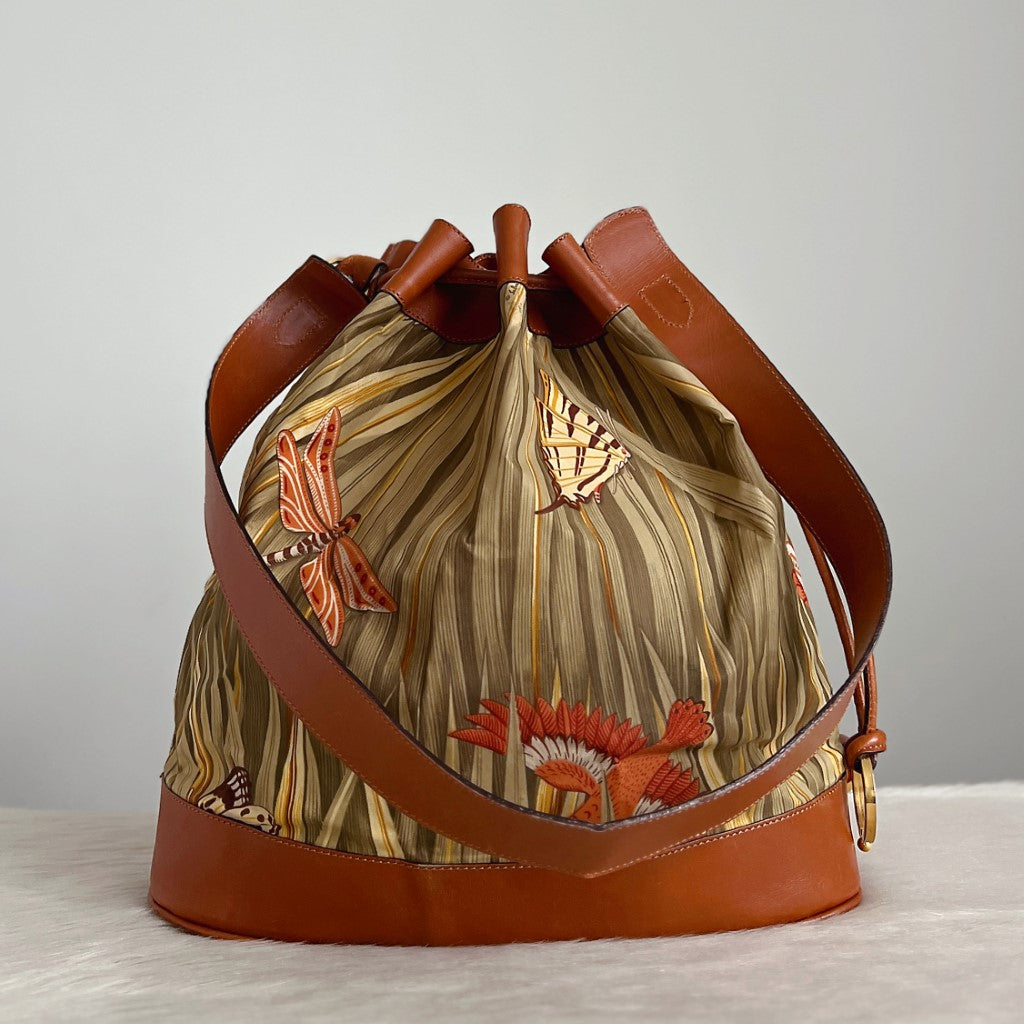 Salvatore Ferragamo Brown Leather Signature Pattern Drawstring Bucket Shoulder Bag