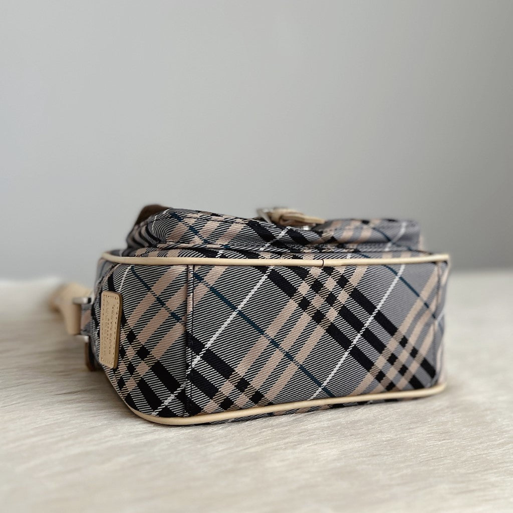 Burberry Signature Check Front Buckle Compartment Crossbody Shoulder Bag Excellent