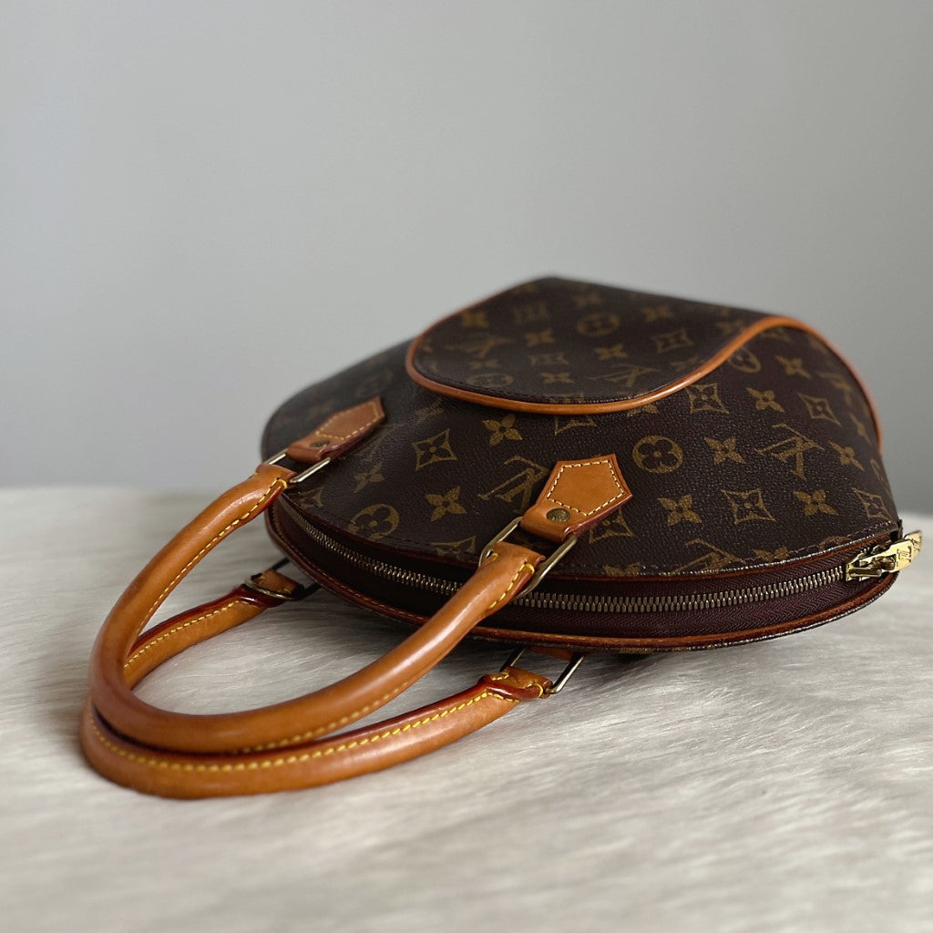 Louis Vuitton Iconic Monogram Ellipse Tote Bag