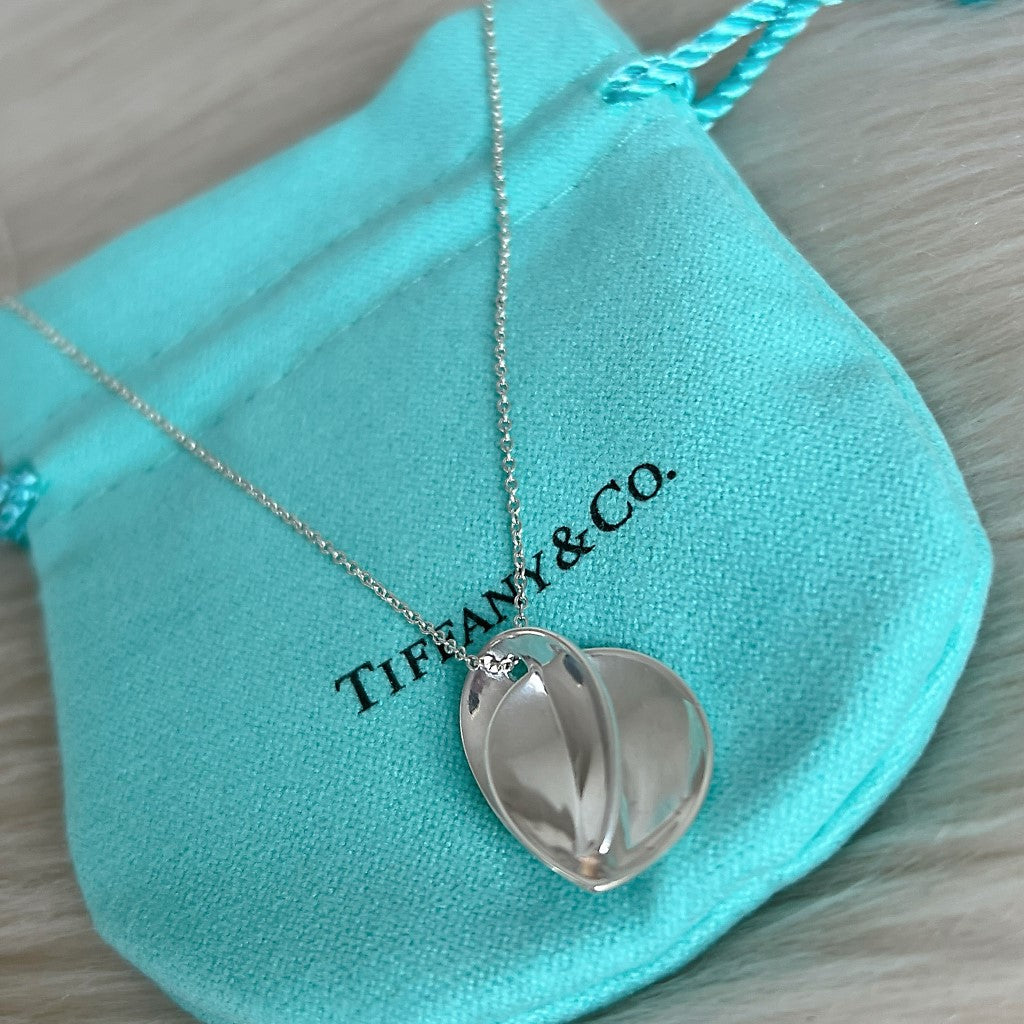 Tiffany & Co. Double Leaf Peretti Silver Necklace Excellent