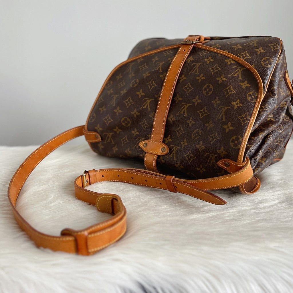 Louis Vuitton Monogram Double Sided Saumur 35 Crossbody Shoulder Bag