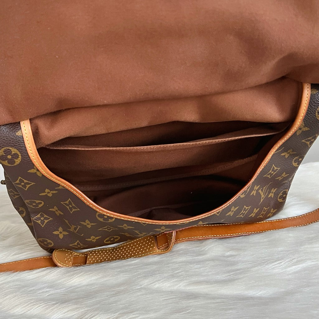 Louis Vuitton Monogram Double Sided Saumur 35 Crossbody Shoulder Bag