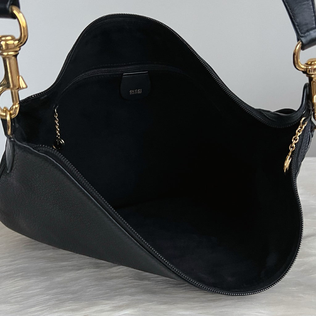 Gucci Black Leather Slouchy Half Moon Shoulder Bag Excellent