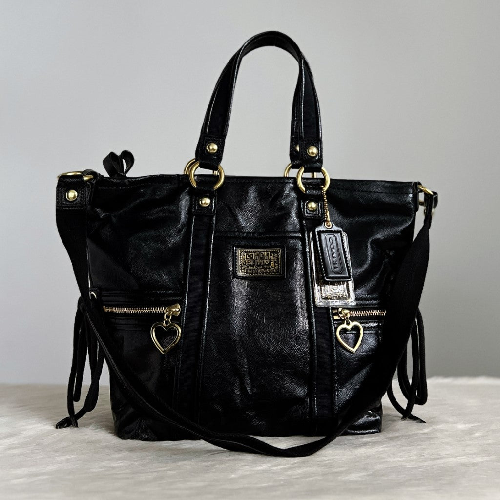 Coach Black Leather Heart Zip Charm 2 Way Shoulder Bag