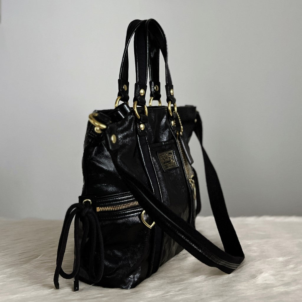 Coach Black Leather Heart Zip Charm 2 Way Shoulder Bag