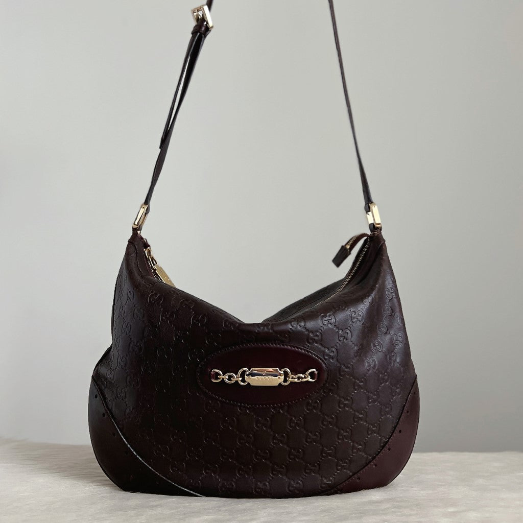 Gucci Dark Chocolate Leather Front Logo Slouchy Crossbody Shoulder Bag