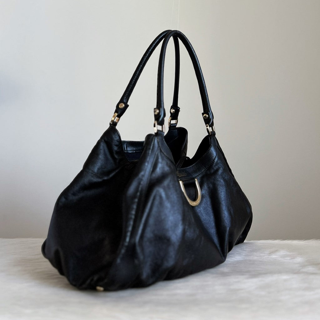 Gucci Black Leather Front Ring Detail Slouchy Shoulder Bag